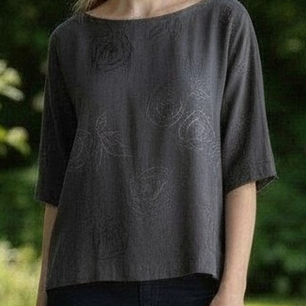 Gucci Black Floral Print Top Size 38 (US 8) Kimono Sleeves 100% Silk